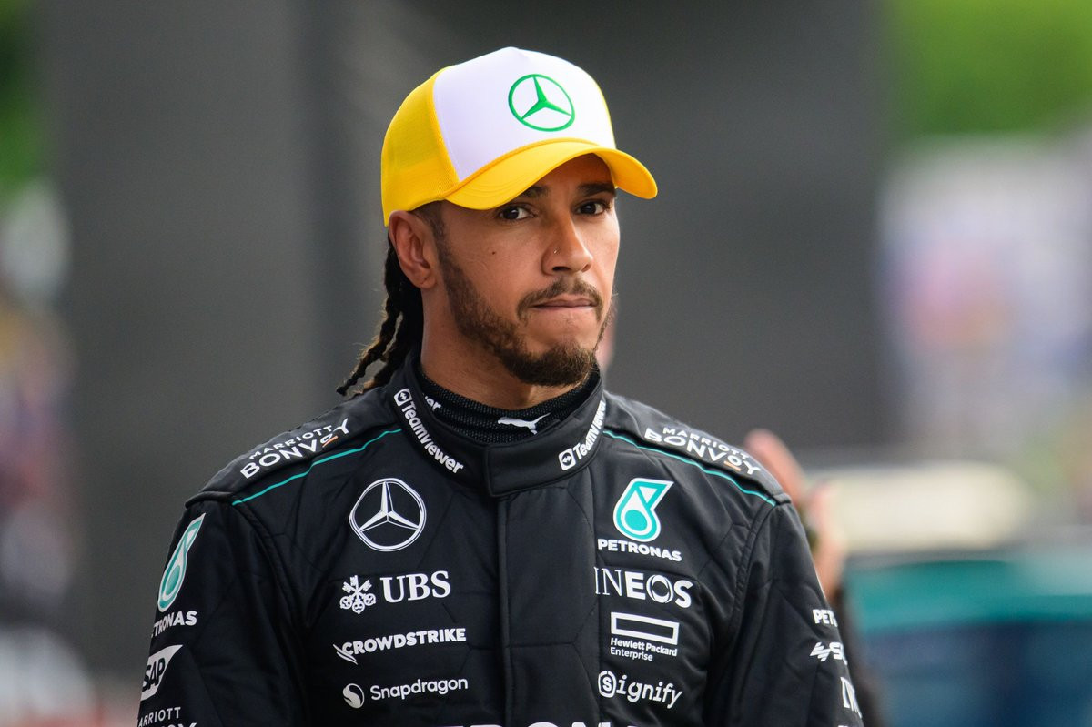 Hamilton meglepő üzenetet küldött a teniszezőnek a wimbledoni sikere után